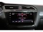 Volkswagen Tiguan 2.0 TSI 4Motion R-line, Highline Panoramadak, Trekhaak, Volleder, Memory, ACC, Dynaudio, Vol opties!