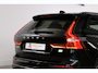 Volvo XC60 2.0 T8 PHEV 455PK AWD Ultra Black Edition Panoramadak, Volleder, Trekhaak, Soh 100%