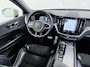 Volvo XC60 2.0 T8 Twin Engine AWD R-Design BOMVOL !! | DEALER ONDERHOUDEN | LUCHTVERING | ELK. TREKHAAK | STOEL + STUURVERWARMING | MEM. SEAT | CAMERA | RIJKLAAR INCL. 12 MND BOVAG GARANTIE |