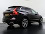 Volvo XC60 2.0 T8 Twin Engine AWD R-Design BOMVOL !! | DEALER ONDERHOUDEN | LUCHTVERING | ELK. TREKHAAK | STOEL + STUURVERWARMING | MEM. SEAT | CAMERA | RIJKLAAR INCL. 12 MND BOVAG GARANTIE |