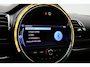MINI Clubman 1.5 Cooper Chili 2020 | BOMVOL | NAP | Panoramadak | Dealer Onderhouden | Head up | CarPlay | Navigatie | Adaptive Cruise Control | Achteruitrij Camera | Alarm Klasse 3 | Boekjes | 2 Sleutels | Nationale Autopas