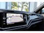 Volkswagen T-Roc 2.0 TSI R AKRAPOVIC BEATS KEYLESS PANO VOL