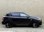 Lynk & Co 01 1.5 PHEV 261pk | Blackline | Zwarte hemel | Rolhoes | 360 camera | Panoramadak | 20 inch velgen | Adaptieve cruise | Navigatie | CarPlay | Keyless | LED | DAB | Infinity | Stoelverwarming | Elektrische achterklep | Volledig dealeronderhouden | Fabrieksgarantie