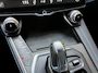 Lynk & Co 01 1.5 PHEV 261pk | Blackline | Zwarte hemel | Rolhoes | 360 camera | Panoramadak | 20 inch velgen | Adaptieve cruise | Navigatie | CarPlay | Keyless | LED | DAB | Infinity | Stoelverwarming | Elektrische achterklep | Volledig dealeronderhouden | Fabrieksgarantie