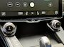 Lynk & Co 01 1.5 PHEV 261pk | Blackline | Zwarte hemel | Rolhoes | 360 camera | Panoramadak | 20 inch velgen | Adaptieve cruise | Navigatie | CarPlay | Keyless | LED | DAB | Infinity | Stoelverwarming | Elektrische achterklep | Volledig dealeronderhouden | Fabrieksgarantie