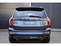 Volvo XC90 T8 Plug-in hybrid AWD Ultra Dark Exec. Ed. | Verwarmde, Geventileerde en Masserende Voorstoelen | Luchtvering | Panoramisch Schuif-/Kanteldak | 360º Camera | Getint Glas | Bowers & Wilkins | 22" velgen