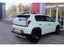 Fiat Grande Panda 1.2 Hybrid ICON PACK STYLE | BESCHERMPLATEN VOOR EN ACHTER IN "SILVER METAL DIAMOND DESIGN" | DAKRAILS IN HET ZWART EN ZILVERGRIJS UITGEVOERD | ZWARTE ACCENTEN RONDOM RAAMOMLIJSTING | MIDDENARMSTEUN | DRAADLOOS APPLE CARPLAY/ANDROID AUTO | PARKEERNSENSOREN VOOR & ACHTER | PACK STYLE: (16" LICHTMETALEN VELGEN HOOGGLANS ZWART, DAKRAILS ZWART, EXTRA GETINTE ACHTERRUITEN, IN HOOGTE VERSTELBARE PASSAGIERSSTOEL, MIDDENARMSTEUN, STYLE VOOR EN ACHTERBUMPER, STYLE DASHBOARD) | AQUA AZURE |