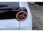 Lancia Ypsilon LX 156PK 54 kWh | EXCLUSIVE PACK: (FLUWELEN "RUGGINE" STOELBEKLEDING, ELEKTRISCH VERSTELBARE & VERWARMBARE VOORSTOELEN, KEYLESS ENTRY) | NAVIGATIE | RIJSTROOKASSISTENT L2 | BIANCO QUARZO MET ZWART DAK | 17" LICHTMETALEN VELGEN "MONDRIAN" | PARKEERSENSOREN VOOR & ACHTER MET CAMERA VOOR EN ACHTERZIJDE | WARMTEPOMP | DRAADLOOS APPLE CARPLAY/ANDROID AUTO | NAVIGATIE | ADAPTIVE CRUISE CONTROL | DODEHOEK DETECTIE | KEYLESS START | DRAADLOZE TELEFOONLADER | AUTOMATISCHE REGENSENSOR | AUTOMATISCH GROOTLICHT | AMBIENT LIGHTNING SFEERVERLICHTING | S.A.L.A. HUB |