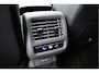 Volkswagen T-Roc 1.5 eTsi DSG R-Line VOL! Pano, H&K, Elek. trekhaak, LED Grill, Head-up, 360* Camera, 20 inch
