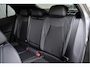 Volkswagen T-Roc 1.5 eTsi DSG R-Line VOL! Pano, H&K, Elek. trekhaak, LED Grill, Head-up, 360* Camera, 20 inch