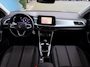 Volkswagen T-Roc 1.5 TSI 150PK! Life Edition TREKH.AFN | ADAPT.CRUISE | CARPLAY | STOELVERW | DIGI.DASHB | NAV | PDC