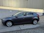 Volvo V40 1.6 T4 Momentum Automaat Volledig onderhouden