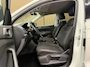 Volkswagen T-Cross 1.0 TSI Style * Trekhaak / Carplay / 18" LM Velgen / Parkeersensoren / NL Auto *