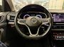 Volkswagen T-Cross 1.0 TSI Style * Trekhaak / Carplay / 18" LM Velgen / Parkeersensoren / NL Auto *