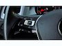 Volkswagen Golf 1.2 TSI Highline | Adaptive cruise | Navigatie | PDC |