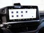 Volkswagen e-Transporter Pick-up Dubbele cabine L2 71kWh 136PK | Airco | Cruise control | Navigatie via Apple Carplay - Android Auto | All season banden | Trekhaak |