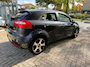 Kia Rio 1.2 CVVT Plus Pack 5 deurs, airco, cruise, xenon\led, 17 inch, nwe apk, multi-stuur, rijd, remt schakelt perfect