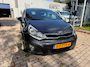 Kia Rio 1.2 CVVT Plus Pack 5 deurs, airco, cruise, xenon\led, 17 inch, nwe apk, multi-stuur, rijd, remt schakelt perfect