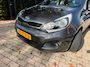 Kia Rio 1.2 CVVT Plus Pack 5 deurs, airco, cruise, xenon\led, 17 inch, nwe apk, multi-stuur, rijd, remt schakelt perfect