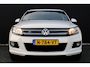 Volkswagen Tiguan 1.4 TSI R-Line ECC | Sportstoelen | Full Map Navi | Camera | Trekhaak | 19 Inch LMV