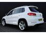 Volkswagen Tiguan 1.4 TSI R-Line ECC | Sportstoelen | Full Map Navi | Camera | Trekhaak | 19 Inch LMV