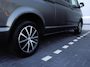 Volkswagen Transporter 2.0 TDI 150PK DC Exclusive | UNIEK NETJES | Dubbele schuifdeur | ACC | LED | Navigatie | 17 inch LM Velgen | Alarm | PDC | Camera | Trekhaak |