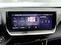 Peugeot e-2008 EV 156pk GT 54 kWh Automaat | 1ste Eigenaar | Schuif-/Kanteldak  | Camera v+a | Leder/Alcantara | Stoel elektrisch+verwarmd+massage | Full Led koplampen | Parkeersensoren v+a | Keyless | Adaptieve Cruise Control | Dodehoeksensor | Apple Carplay/Android Auto | Donker getint glas | 17" lichtmetalen velgen |