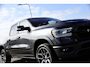 Dodge Ram 1500 5.7 V8 4x4 Crew Cab 5'7 Laramie Adaptieve Cruise, 360 Camera, PANO, Carplay, Luchtvering, LED, Leder, 3500kg Trekhaak, Stoelverwarming, Uniek!