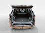 Kia Sportage 1.6 T-GDi Hybrid Dark Edition Dealer onderhouden | Navi | Bluetooth | Camera | Carplay | Climate & (adaptieve) cruise control  Stoelverwarming voor en achter | Trekhaak | Trekgewicht: 1.360 kg | Fabrieksgarantie t/m 5-2031 | NAP