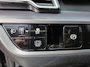 Kia Sportage 1.6 T-GDi Hybrid Dark Edition Dealer onderhouden | Navi | Bluetooth | Camera | Carplay | Climate & (adaptieve) cruise control  Stoelverwarming voor en achter | Trekhaak | Trekgewicht: 1.360 kg | Fabrieksgarantie t/m 5-2031 | NAP