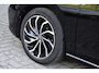 Volkswagen Golf 1.5 eTSI Pano Keyless IQ Stuurvw