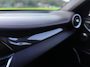 Alfa Romeo Giulia 2.9 V6 Quadrifoglio Automaat | Carbon | Harman & Kardon | Akrapovic | Leder/Alcantara | Stuur- & Stoelverwarming