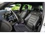 Volkswagen Golf 2.0 TSI R 4Motion Dodehoek Keyless LED Leer Stoelverwarming