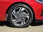 Hyundai i20 1.0 T-GDI Premium - 100 Pk - Euro 6 - Navi - ParkeerCamera - Stoel + Stuurverwarming