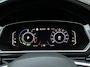 Volkswagen Tiguan R-LINE PARELMOER | PANO | TREKHAAK | 360 CAMERA | TRAVEL ASSIST |