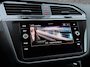 Volkswagen Tiguan R-LINE PARELMOER | PANO | TREKHAAK | 360 CAMERA | TRAVEL ASSIST |