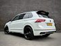 Volkswagen Tiguan R-LINE PARELMOER | PANO | TREKHAAK | 360 CAMERA | TRAVEL ASSIST |