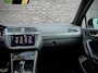Volkswagen Tiguan R-LINE | BLACK STYLE | PANO | 360 CAMERA | TREKHAAK | HEAD UP DISPLAY