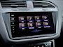 Volkswagen Tiguan R-LINE | BLACK STYLE | PANO | 360 CAMERA | TREKHAAK | HEAD UP DISPLAY