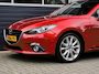 Mazda 3 2.0 GT-M | Leder | Xenon | Keyless | Head-up display | Bose | Trekhaak | PDC v+a | Stoelverwarming