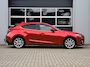 Mazda 3 2.0 GT-M | Leder | Xenon | Keyless | Head-up display | Bose | Trekhaak | PDC v+a | Stoelverwarming