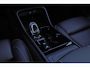 Volvo XC40 B3 Plus Dark - IntelliSafe Assist & Surround - 360º Camera - Harman Kardon audio - Verwarmde voorstoelen & stuur - Parkeersensoren voor & achter - Elektr. bedienb. voorstoelen met geheugen links - Draadloze tel. lader - Standkachel - Extra getint glas - 18' LMV