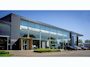 Volvo XC40 B3 Plus Dark - IntelliSafe Assist & Surround - 360º Camera - Harman Kardon audio - Verwarmde voorstoelen & stuur - Parkeersensoren voor & achter - Elektr. bedienb. voorstoelen met geheugen links - Draadloze tel. lader - Standkachel - Extra getint glas - 18' LMV