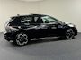 Volkswagen Golf 1.5 eTSI 150 PK R-Line Edition NIEUW!!! Pano./ Stoelverw./ Camera / PDC / LED / Carplay-Android / DSG