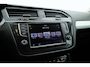 Volkswagen Tiguan 1.4 TSI Comfortline | Cruise Contr. | Trekhaak | All Season | Camera | Navi | Stoelverw. | PDC V+A