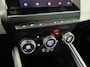 Renault Clio 1.0 TCe Initiale Paris | Leder | 360° Camera | Navigatie | Stoelverwarming |