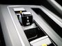 Volkswagen Golf 1.5 eTSI R-Line | Automaat | Panoramadak | Privacy Glass | Virtual Cockpit | Camera | Stoelverwarming | Sfeerverlichting |