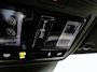 Volkswagen Golf 1.5 eTSI R-Line | Automaat | Panoramadak | Privacy Glass | Virtual Cockpit | Camera | Stoelverwarming | Sfeerverlichting |