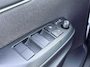 Toyota Yaris 1.5 Hybrid 115 Dynamic **DODEHOEK DETECTIE/ STOEL EN STUURVERWARMING/ KEYLESS**