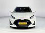 Toyota Yaris 1.5 Hybrid 115 Dynamic **DODEHOEK DETECTIE/ STOEL EN STUURVERWARMING/ KEYLESS**